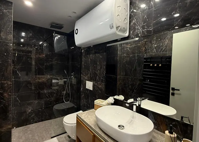 Apartament Black & Velvet *