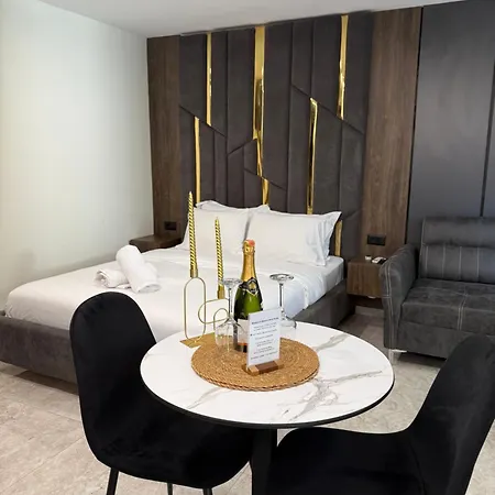 Black & Velvet Luxury 21 Dhjetori, Appartement *