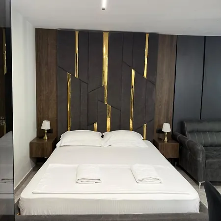 Appartamento Black & Velvet Luxury 21 Dhjetori, *